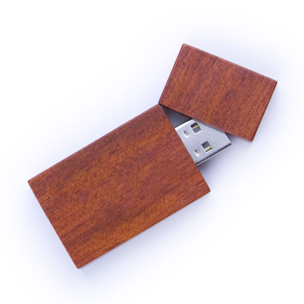 Pendrive USB w obudowie z drewna