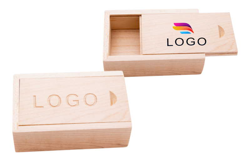 Drewniane pudełko do pendriva USB, jasnego koloru