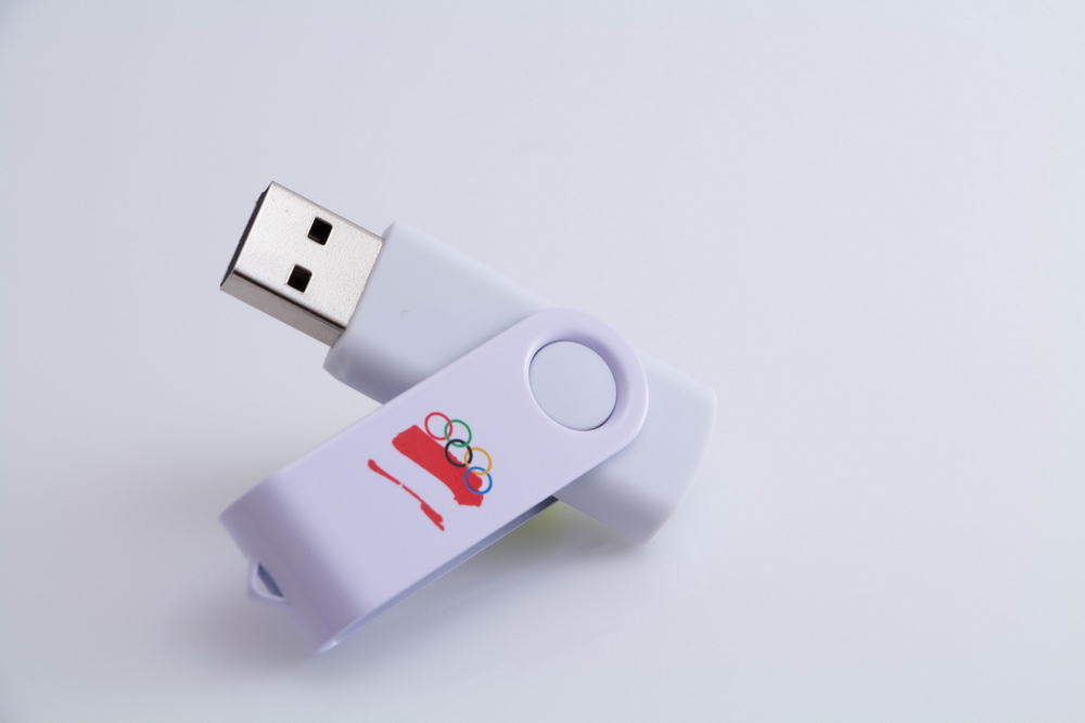 Pendrive z tampondrukiem 6 kolorów